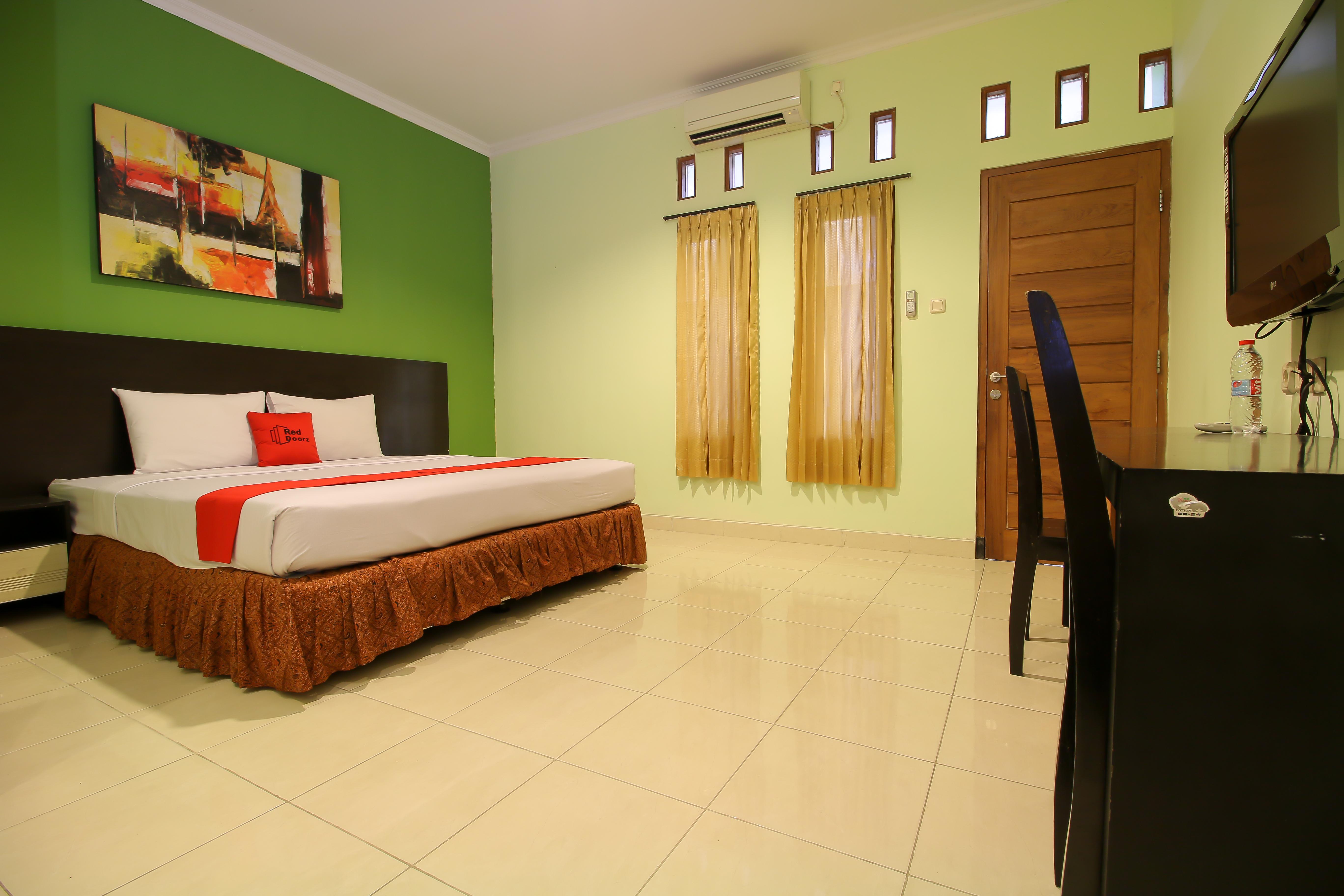 RedDoorz Plus @ Taman Siswa 2 Jogyakarta Zewnętrze zdjęcie