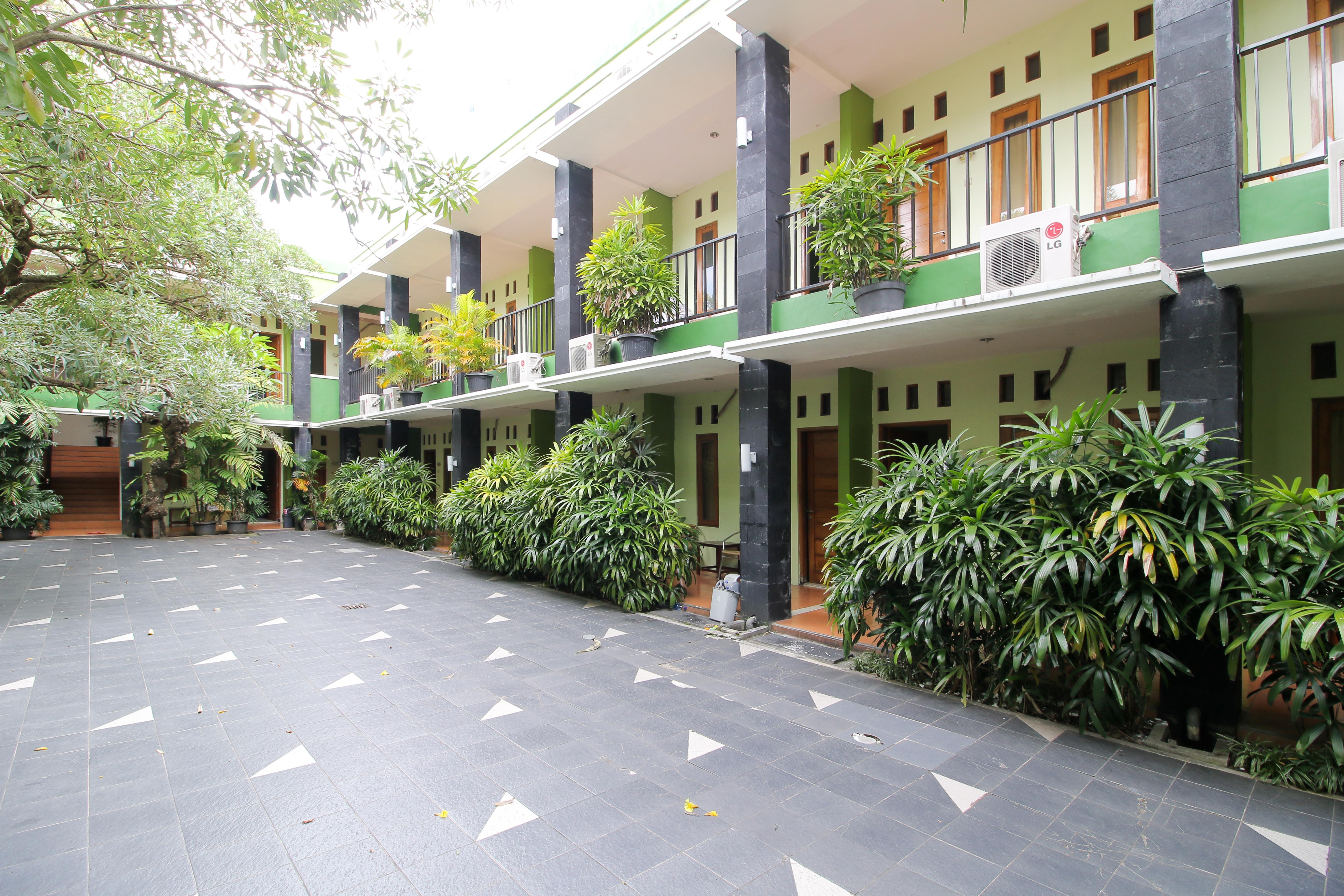 RedDoorz Plus @ Taman Siswa 2 Jogyakarta Zewnętrze zdjęcie
