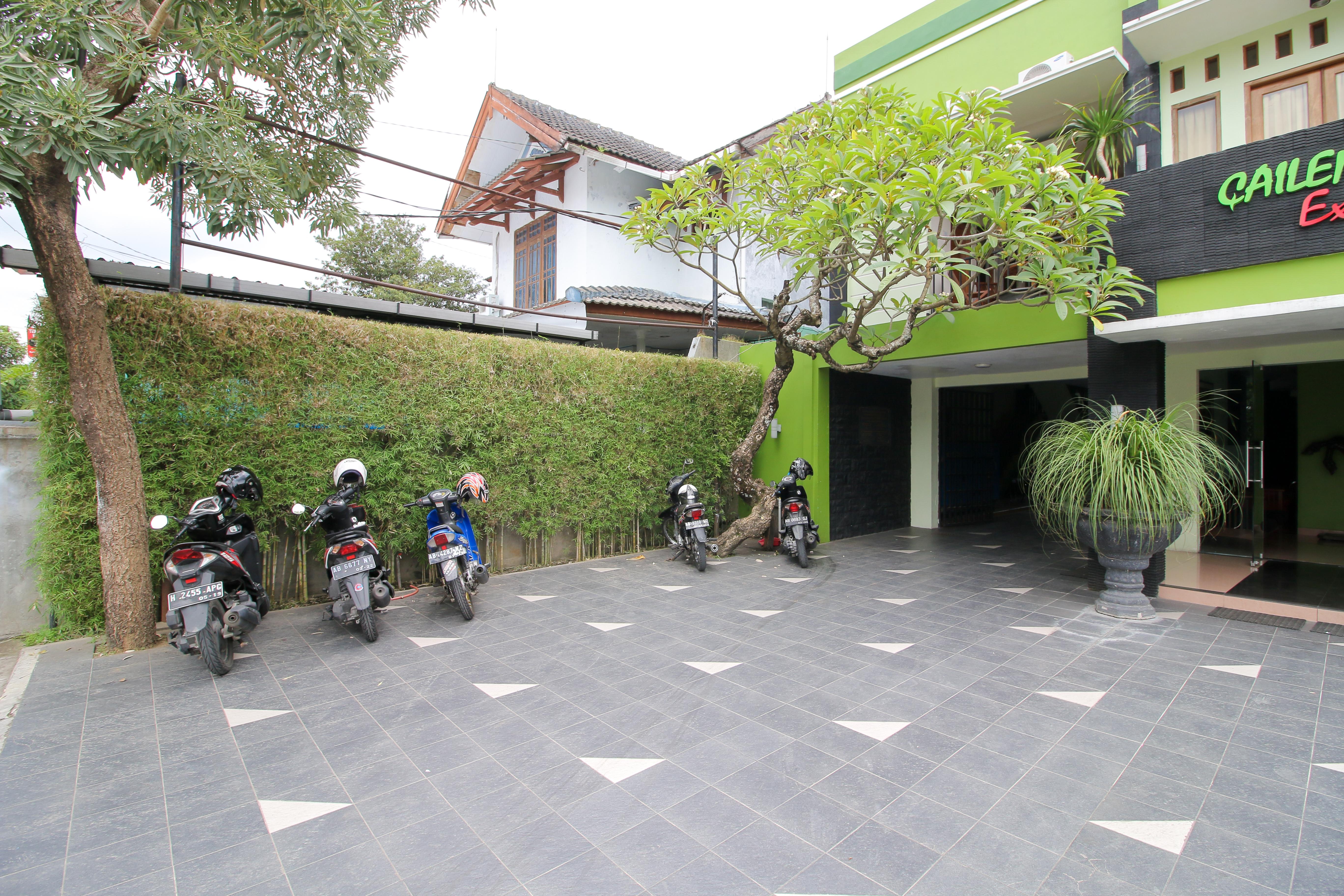 RedDoorz Plus @ Taman Siswa 2 Jogyakarta Zewnętrze zdjęcie